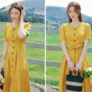 ĐẦM VÀNG NÚT NÂU THẮT EO