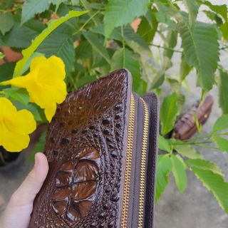 cầm tay cá sấu 2 khóa gù