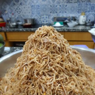 Sỉ bì trộn thính nhà làm chỉ dành cho thực khách sành ăn, yêu cầu vệ sinh cao