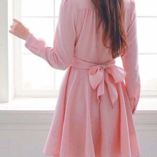 ĐẦM HỒNG CỘT EO TAY DÀI