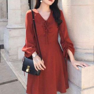 ĐẦM SUÔNG CAM RÚT DÂY TAY DÀI