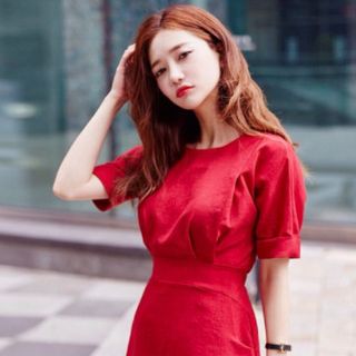 ĐẦM ĐỎ THUN EO CỔ V2