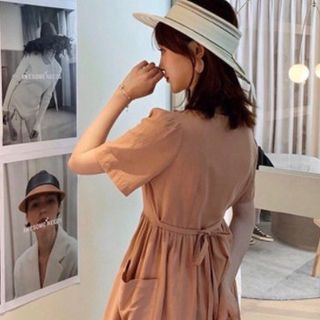ĐẦM SUÔNG NÚT TRƯỚC 2 TÚI 2 MÀU