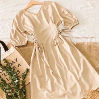 ĐẦM KEM ĐEN ĐAN DÂY TAY LỠ