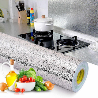 Cuộn giấy bạc dán tường nhà bếp