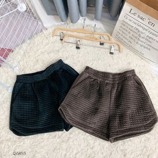 Quần short da lộn nhung mịn đẹp xĩu , lưng thun co giãn