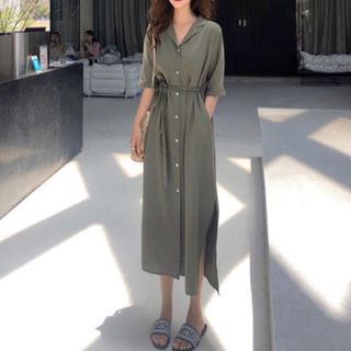 ĐẦM SƠ MI 2 MÀU FORM DÀI NÚT TRẮNG