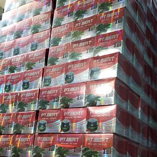 Pt bert thảo mộc trà xanh trắng da chống nắng tái tạo da 20gr (giá bao bì 199k)