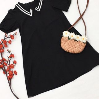 ĐẦM ĐEN VIỀN TRẮNG DÁNG SUÔNG