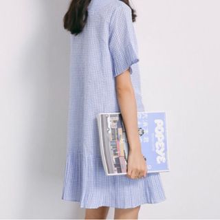 ĐẦM CARO CỔ V HAI MÀU