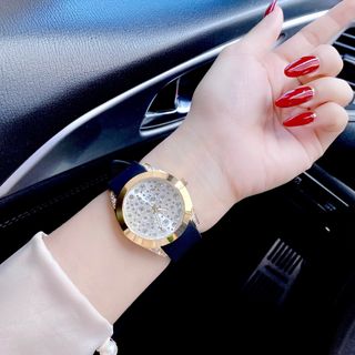 Đồng hồ nữ GUESSS GGW0109L4 CLARITY