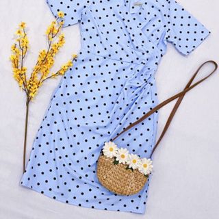 ĐẦM BLUE BI ĐEN CỔ V