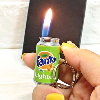 bật lửa móc khóa lon bia