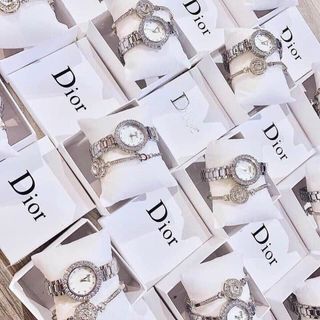 SET ĐỒNG HỒ DlOR KÈM LẮC XINH XINH