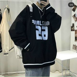 Áo sweater tay phồng in trẻ trung, năng động