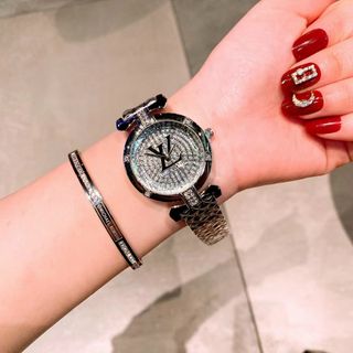 ĐỒNG HỒ LOUIS VUITON NỮ XINH