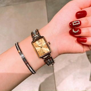 ĐỒNG HỒ VERRSACE NỮ CHỮ NHẬT