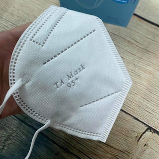 Khẩu trang N95 van và kô van