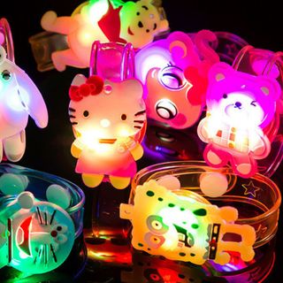 Vòng tay trẻ em mẫu hoạt hình
