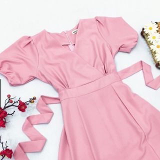 ĐẦM CỔ V 2 MÀU DÁNG DÀI