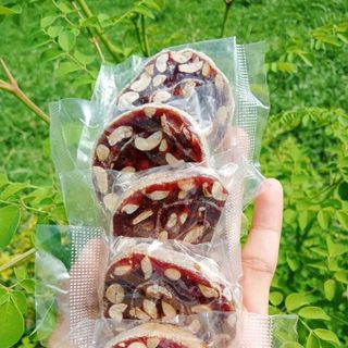 Kẹo chuối cuộn