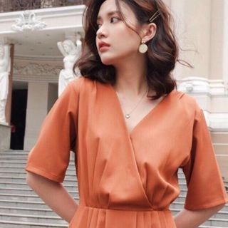 ĐẦM CAM XẾP LI EO