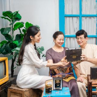 Đông trùng hạ thảo sấy thăng hoa hộp quà tặng loại 10g /1 lọ