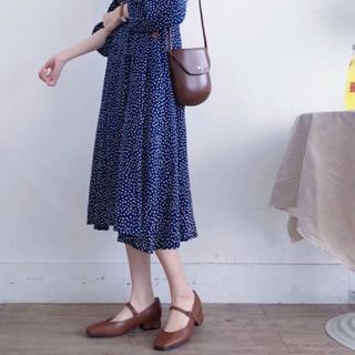 ĐẦM BI RỐI CỔ BÈO DÁNG DÀI