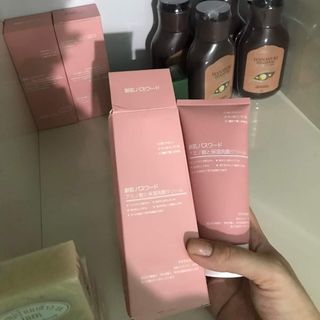 Sữa Rửa Mặt Nhau Thai Cừu Cuốn Rốn giá sỉ