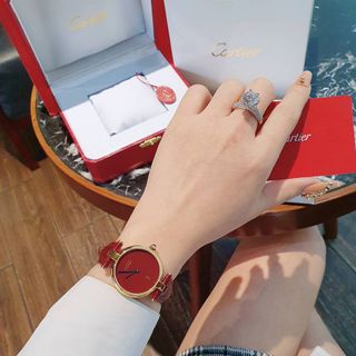 ĐỒNG HỒ CARTlER DA NỮ ĐỎ QUYẾN RŨ NEW