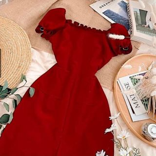 ĐẦM KEM CỔ VUÔNG 2 TÚI