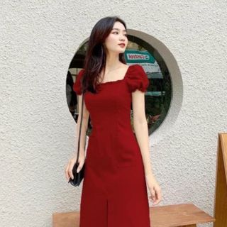 ĐẦM KEM CỔ VUÔNG 2 TÚI