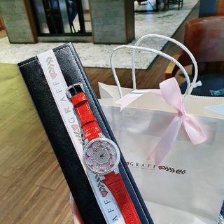 ĐỒNG HỒ GRAFF NỮ ĐÍNH ĐÁ SIÊU CẤP NEW