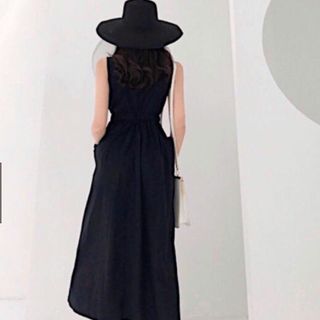ĐẦM ĐEN DÀI THUN EO 2 TÚI