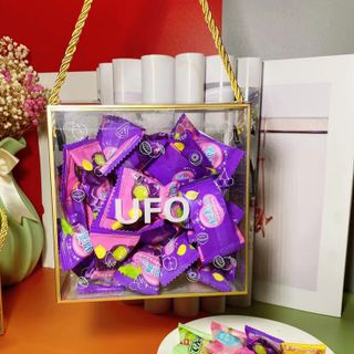 Hộp kẹo dẻo Trái cây UFO nhân chảy 258g