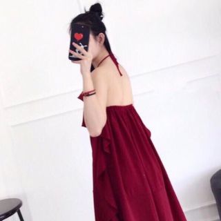 ĐẦM YẾM ĐỎ
