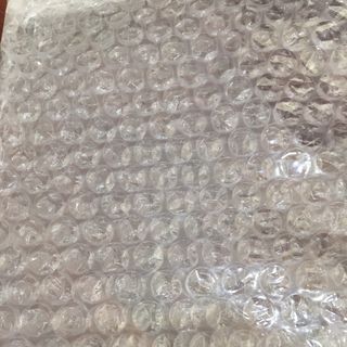 Màng xốp hơi bong bóng bọc gói hàng hoá, chống va đập, chống trầy xước giá tốt