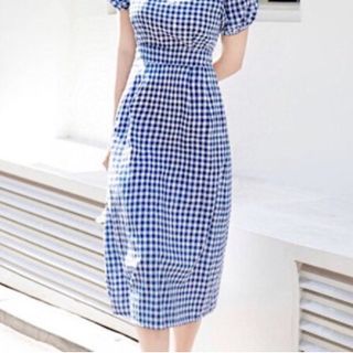 ĐẦM CARO XANH CỔ VUÔNG
