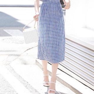 ĐẦM CARO XANH CỔ VUÔNG