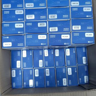 Máy đo nồng độ bảo hòa oxy trong máu và nhịp tim SPO2 – PC60A