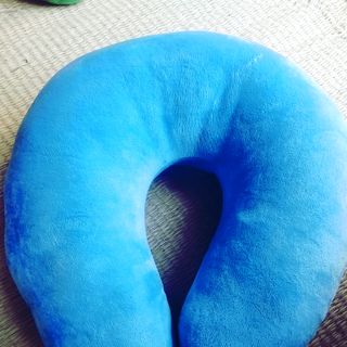 Gối cổ chữ U
