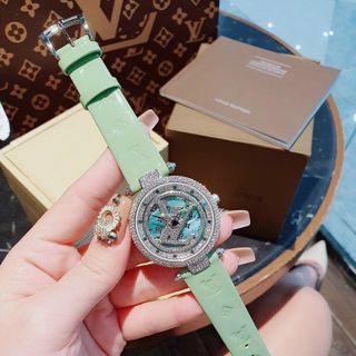 ĐỒNG HỒ L V DA NỮ CAO CẤP ĐÍNH ĐÁ MẶT XOAY SALE