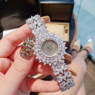 ĐỒNG HỒ CHOPARRD NỮ CAO CẤP FULL ĐÁ SANG TRỌNG