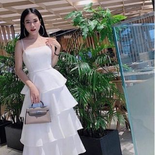 ĐẦM MAXI TRẮNG 4 TẦNG DỰ TIỆC