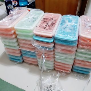 Khay đá 16 viên có nắp - Việt Nhật