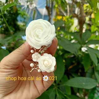 Hoa cài áo