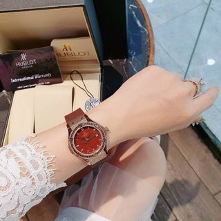 ĐỒNG HỒ HUBLOT NỮ 1 VlỀN HỘT CAO CẤP