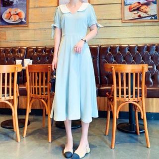 ĐẦM MINT PHỐI CỔ TRẮNG
