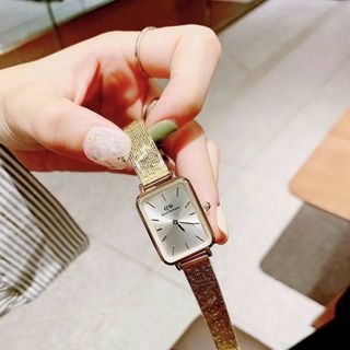 ĐỒNG HỒ D W NEW HOT LẠI VỀ