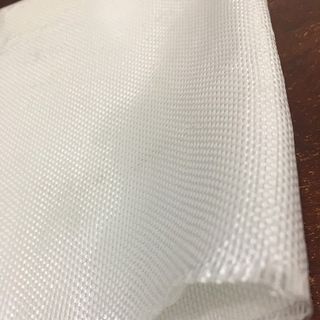 Vải thuỷ tinh màu trắng cách nhiệt, bảo ôn, chống thấm, chống tia hàn xì